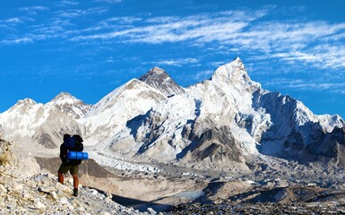Panoramic view of Mount Everest with tourist
