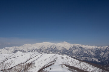 Obraz premium 白山と青空