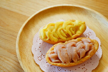 ご当地タルト。群馬県のスイートポテトタルトと茨城県のいばらキッスタルト。