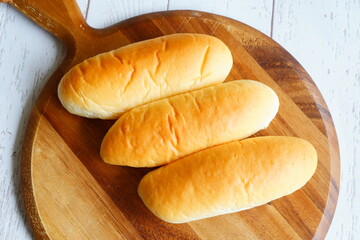 パン屋さんで購入した美味しい3本のコッペパン