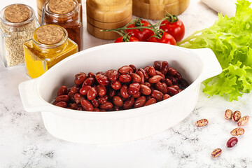 Canned red beans in the bowl