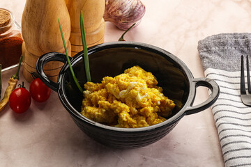 Scrambled egg in the bowl