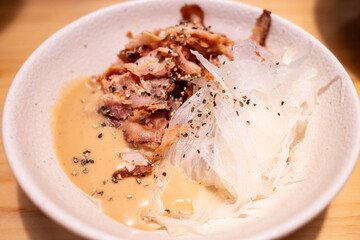 日本の北海道札幌市のとても美味しい焼き鳥