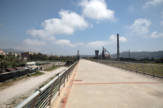 Ponte sul mare 