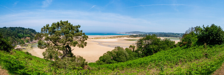 Passage à gué entre Les Sable dOr Les pins et Erquy