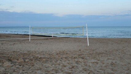 boisko do siatkówki na plaży siatka © Miroslaw