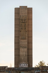 Primer plano del monolito principal del monumento funerario dedicado al General Mola en Alcocero de...