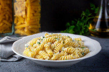 The cheese fusilli pasta is delicious. Turkish name; Peynirli makarna