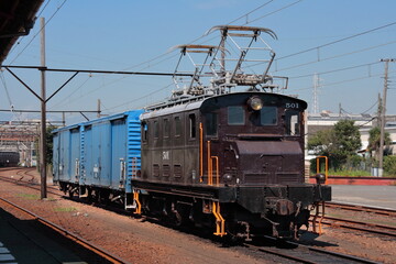 Obraz premium 国内最古参の電気機関車_岳南鉄道ED501形電気機関車_2011/9/8撮影