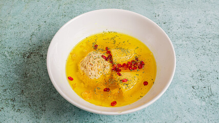 Kufta Bozbash - Traditional Azerbaijan meatball soup with chickpeas