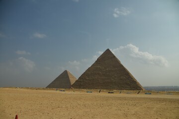 pyramids of giza