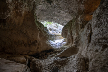 Cavernous rock formations in the shape of a gorge belonging to the source of the river Alviela