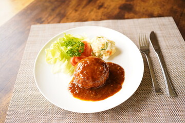 おいしいハンバーグ