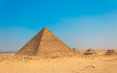 Egyptian Pyramids, Giza, El Cairo, Egypt