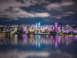 Fototapeta premium city skyline at night