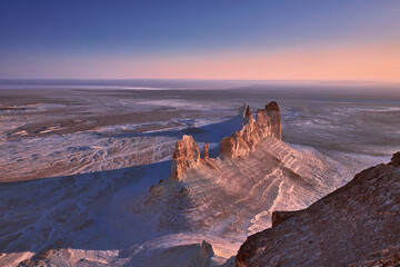 On the Ustyurt Plateau.
Uplands of the Ustyurt plateau.
Desert and plateau Ustyurt or Ustyurt plateau is located in the west of Central Asia, particulor in Kazakhstan, Turkmenistan and Uzbekistan.
