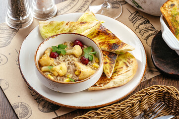 quinoa with cauliflower and tortilla