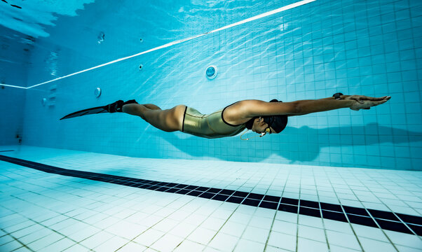 freediver practising in a pool in Bangkok