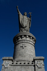 Fototapeta premium La statue du pape Urbain II , à Châtillon-sur-Marne, sa ville natale en Champagne