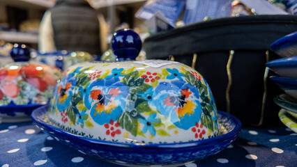 Porcelana na jarmarku w gdansku