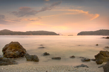 Fototapeta premium Beautiful sunset with slow motion pohtography