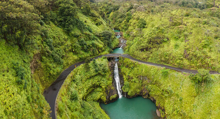 A view from top to the Maui waterfalls and one of the famous bridges which is the road to Hana © Wolfgang Hauke