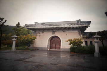 Obraz premium Scenery of Shaolin Temple at Songshan Mountain in Henan, China