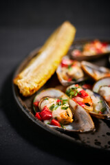 Baked Mussels with Cheese