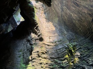 Parco Grotta Cascata Varone