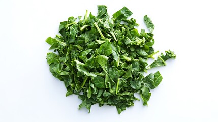 Obraz premium A pile of fresh spinach leaves on white background 