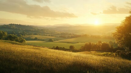 Obraz premium Serene Sunrise Over Rolling Hills and Fields
