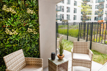 Relaks na zielonym balkonie 