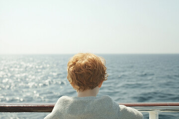 Fototapeta premium Child experiences the ocean for the first time