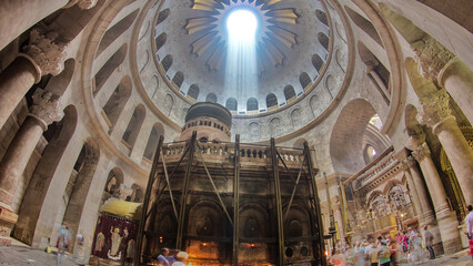 Obraz premium Interior of the Church of the Holy Sepulcher timelapse hyperlapse.