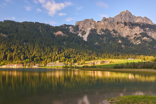 Haldensee in der Abendsonne, Tannheimer Tal, Tirol, &Ouml;sterreich