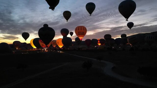 hot air balloons, air balloon flying in the sky, hot air balloon cappadocia, cappadocia balloons, cappadocia, turkey, hot air balloon, capadocia
