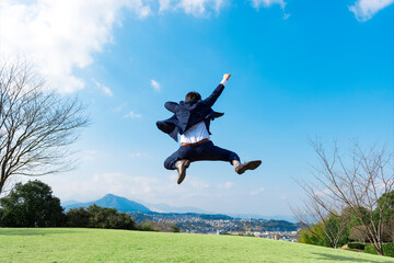 ビジネスマン ジャンプ