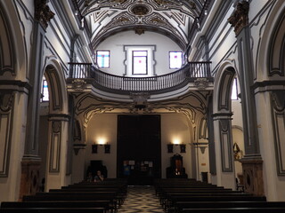 Fototapeta premium Back of main nave in San Juan Bautista church in Spain