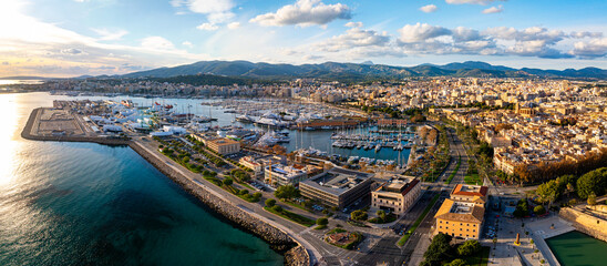 Palma de Mallorca, port marina Majorca Cathedral  © Engel Drohnenpilot