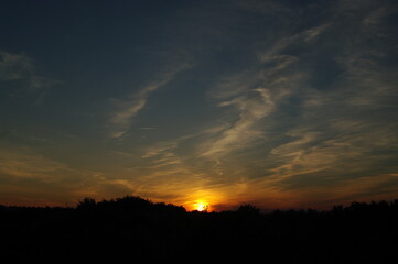 Obraz premium sunset over the city