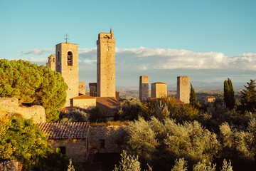 Tours d'un village de Toscane - 1