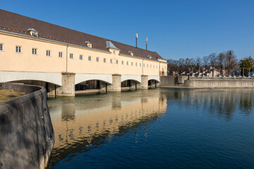 Weir on the Isar river at Munich