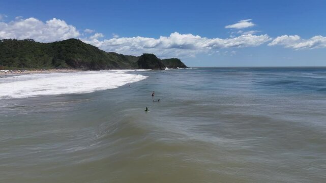 Dia de surf na Praia Brava, Santa Catarina