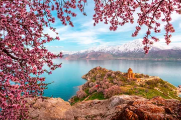 Fototapeten Akdamar Island in Van Lake. The Armenian Cathedral Church of the Holy Cross - Akdamar, Turkey © kenan