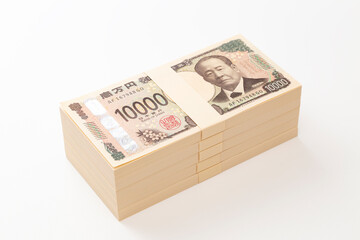 白背景に500万円