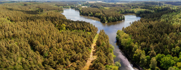 Warmia. Rzeka Łyna. © Janusz Lipiński