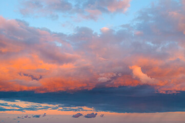 Fototapeta premium Sunset sky with clouds, sunset sky background