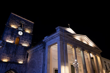 Isernia. The Cathedral of St. Peter the Apostle 281024