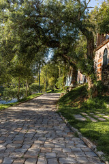 PASEO 3 DE NOVIEMBRE AL ATARDECER EN CUENCA - ECUADOR
