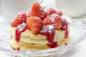 イチゴパンケーキ